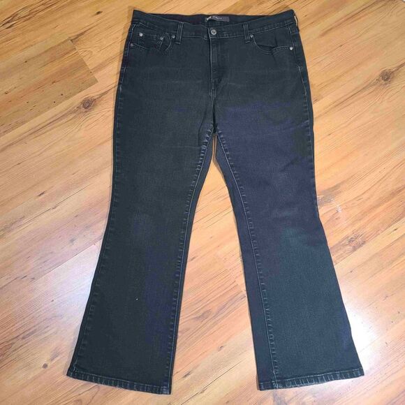 Levi Petite Bootcut - Picture 1 of 7